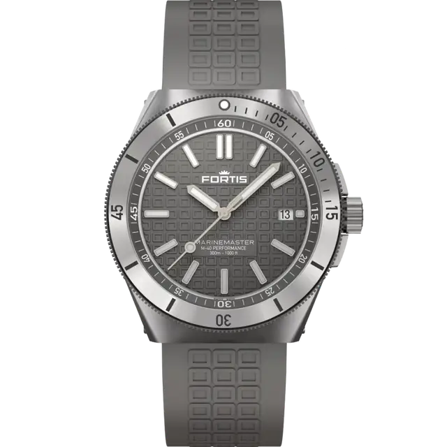 F8120005